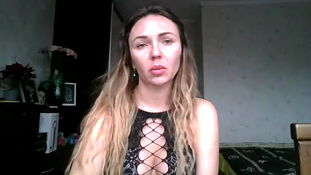 AngelinaLove28 online show from December 20, 2025, 8:17 am