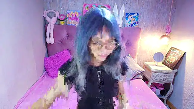 charlottemoonxz online show from February 8, 2026, 7:11 pm