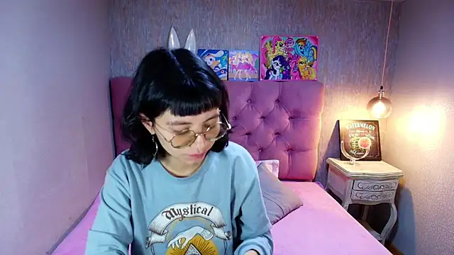 Snapshot of charlottemoonxz chatting on July 22, 2026, 5:26 pm charlottemoonxz online show from July 22, 2026, 5:26 pm