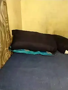 Snapshot of Stallion100 chatting on January 22, 2025, 6:10 pm Stallion100 online show from January 22, 2025, 6:10 pm