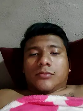 Snapshot of Cris_ale1218 chatting on September 26, 2025, 4:52 am Cris ale1218 online show from September 26, 2025, 4:52 am