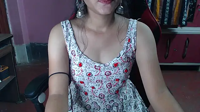 Angel Alison  online show from May 26, 2026, 7:01 pm