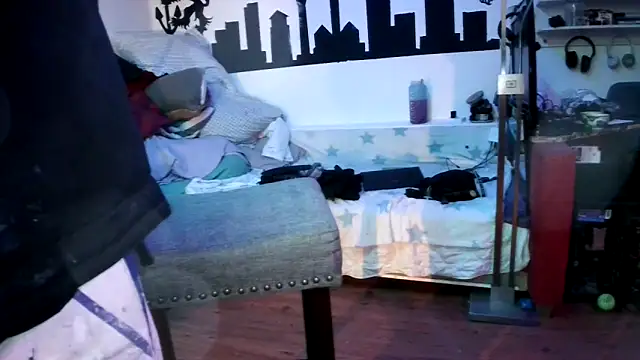 Snapshot of 0815lukas2024 chatting on November 30, 2025, 12:28 pm 0815lukas2024 online show from November 30, 2025, 12:28 pm