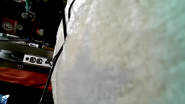 Snapshot of 0815lukas2024 chatting on October 21, 2025, 11:37 pm 0815lukas2024 online show from October 21, 2025, 11:37 pm