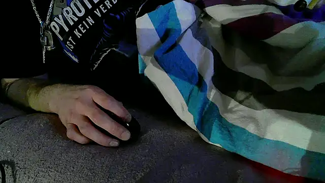 Snapshot of 0815lukas2024 chatting on November 1, 2025, 5:57 am 0815lukas2024 online show from November 1, 2025, 5:57 am