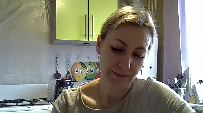 Snapshot of AshleyXHoney chatting on February 3, 2025, 11:09 am AshleyXHoney online show from February 3, 2025, 11:09 am