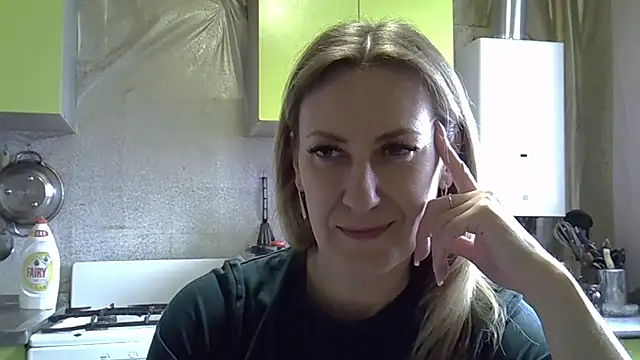 AshleyXHoney online show from April 10, 2026, 8:32 am