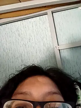 ladygmusic online show from February 3, 2026, 2:21 am