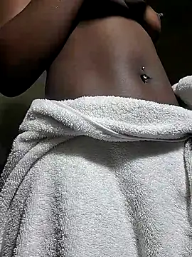 julietunderwoood online show from February 26, 2026, 4:12 am