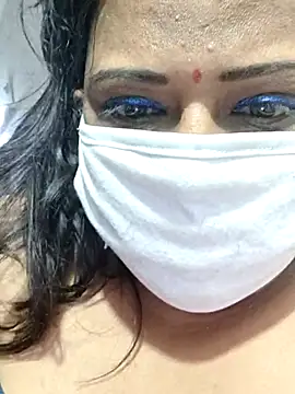 Snapshot of Love_Jenny chatting on March 29, 2026, 4:36 am Love Jenny online show from March 29, 2026, 4:36 am