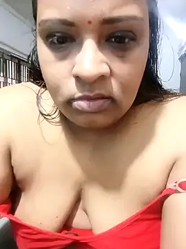 Snapshot of Love_Jenny chatting on February 3, 2026, 4:54 am Love Jenny online show from February 3, 2026, 4:54 am