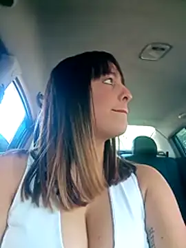 Brisy28 online show from November 13, 2025, 4:11 pm