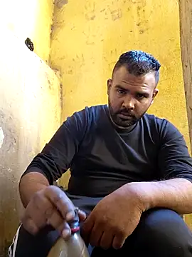 ListedLoin online show from April 23, 2026, 5:03 am