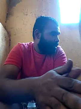 ListedLoin online show from November 7, 2025, 2:10 pm