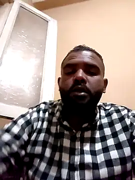 ListedLoin online show from November 29, 2025, 7:58 pm