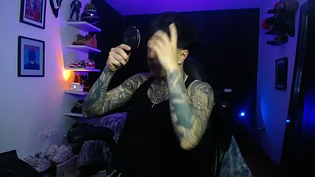 jung dragon online show from November 12, 2025, 4:38 am