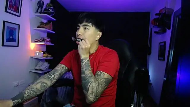 jung dragon online show from October 22, 2025, 5:40 am