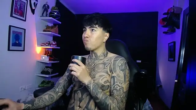 jung dragon online show from November 7, 2025, 1:48 pm