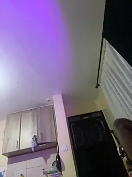 Snapshot of prettymelanin chatting on November 5, 2025, 6:33 pm prettymelanin online show from November 5, 2025, 6:33 pm