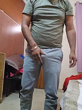 Loveboycurvy online show from April 10, 2026, 2:40 am