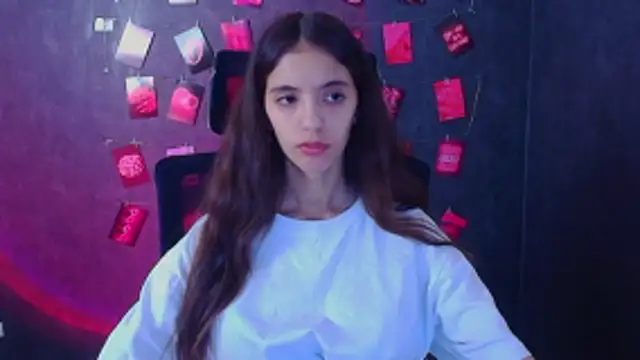 Snapshot of Aishell_ chatting on November 23, 2025, 12:37 pm Aishell online show from November 23, 2025, 12:37 pm