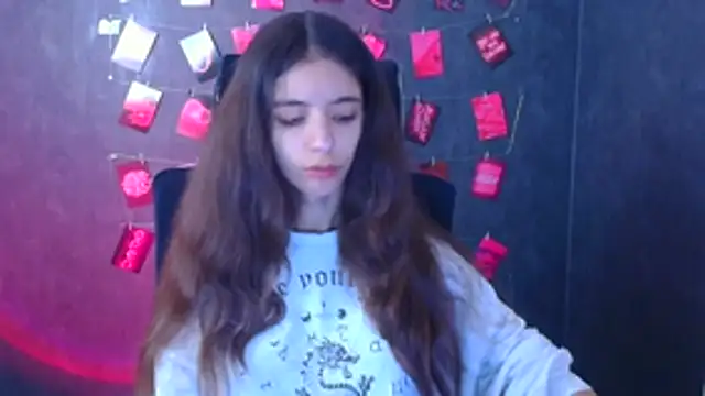 Snapshot of Aishell_ chatting on November 25, 2025, 6:25 am Aishell online show from November 25, 2025, 6:25 am