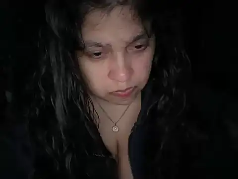 MelanieFawker online show from November 30, 2025, 4:41 pm