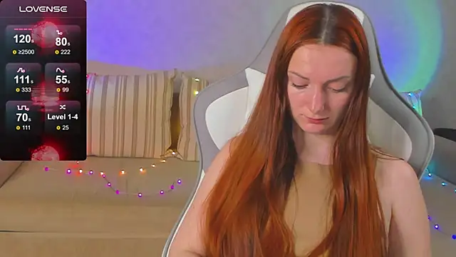 Snapshot of FlamyGold chatting on December 5, 2025, 1:27 am FlamyGold online show from December 5, 2025, 1:27 am