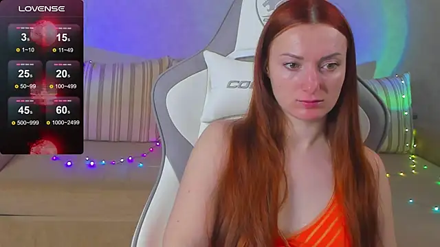 Snapshot of FlamyGold chatting on November 11, 2025, 11:42 pm FlamyGold online show from November 11, 2025, 11:42 pm