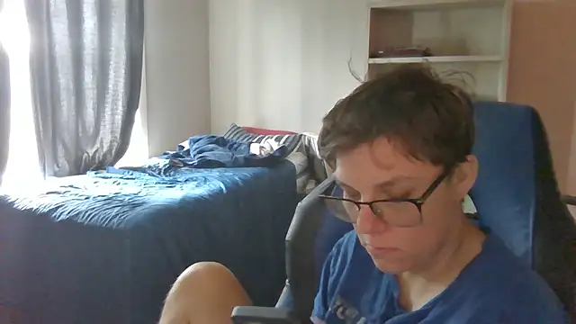 KaliSnow199623 online show from September 14, 2025, 10:21 pm