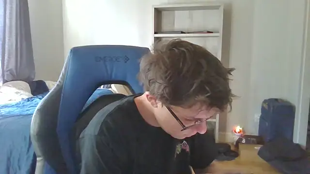 KaliSnow199623 online show from September 22, 2025, 11:44 pm