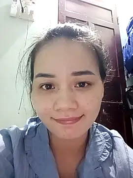 Ngoc-Trinh online show from December 14, 2024, 6:02 am