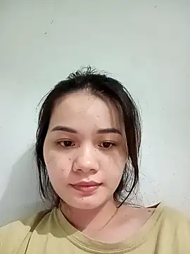 Ngoc-Trinh online show from December 15, 2024, 7:46 am