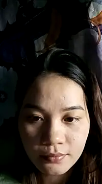 Ngoc-Trinh online show from December 18, 2024, 3:44 pm