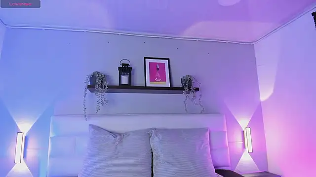 sofi bakerr online show from February 6, 2026, 12:01 pm