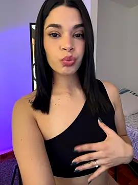 Snapshot of DaryRos chatting on September 10, 2025, 9:03 pm DaryRos online show from September 10, 2025, 9:03 pm