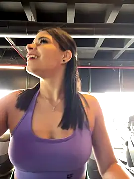 Snapshot of DaryRos chatting on September 23, 2025, 4:14 pm DaryRos online show from September 23, 2025, 4:14 pm