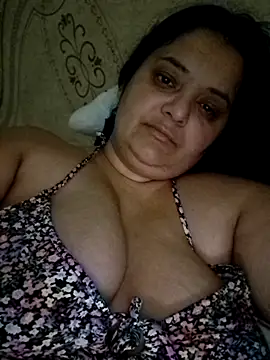 sarahhh1987 online show from December 1, 2025, 11:27 pm