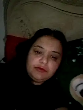 sarahhh1987 online show from December 15, 2025, 5:24 am