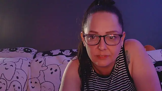 TearYouApart69 online show from April 25, 2026, 1:03 pm