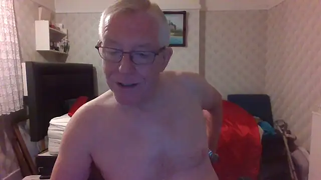 Snapshot of shaun63m chatting on June 30, 2026, 11:49 pm shaun63m online show from June 30, 2026, 11:49 pm