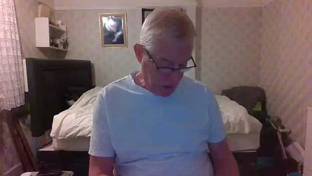 Snapshot of shaun63m chatting on August 1, 2026, 12:08 am shaun63m online show from August 1, 2026, 12:08 am