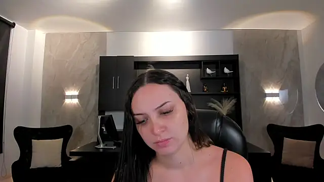 AliceHarper  online show from October 12, 2025, 4:30 pm