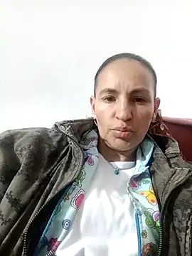 Snapshot of Divalive_28 chatting on February 12, 2025, 11:41 pm Divalive 28 online show from February 12, 2025, 11:41 pm