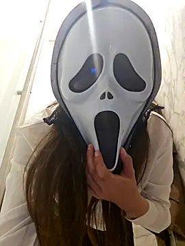 mmmVirginia online show from October 31, 2025, 6:59 pm