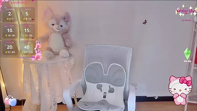 Kiss-18 online show from April 28, 2026, 8:19 am