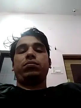 Snapshot of roadtucker123 chatting on December 21, 2024, 10:17 am roadtucker123 online show from December 21, 2024, 10:17 am