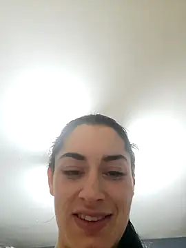 valeriamessal1na online show from January 3, 2025, 4:33 am