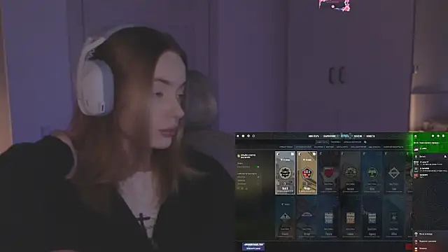  MayShy  online show from November 7, 2025, 9:25 am