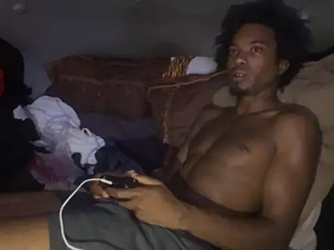 SlimeCrownzOut5 online show from February 3, 2026, 6:40 am